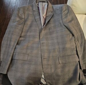 Classic Charcoal Gray Men's Suit 46R Regular Fit